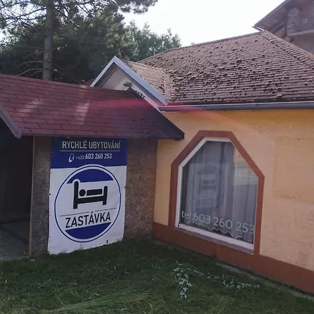 V Zastavce Apartment *